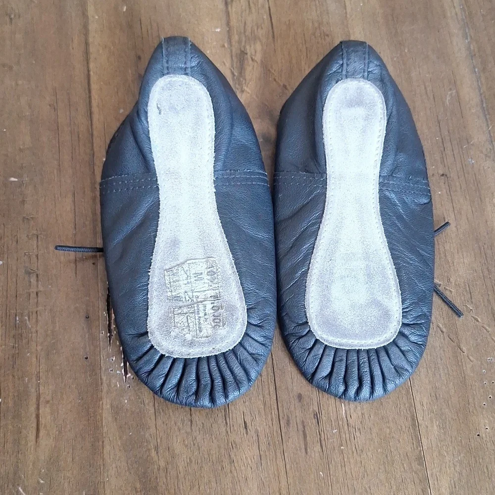 Theatricals Black Kids Ballet Shoes Size 10.5M